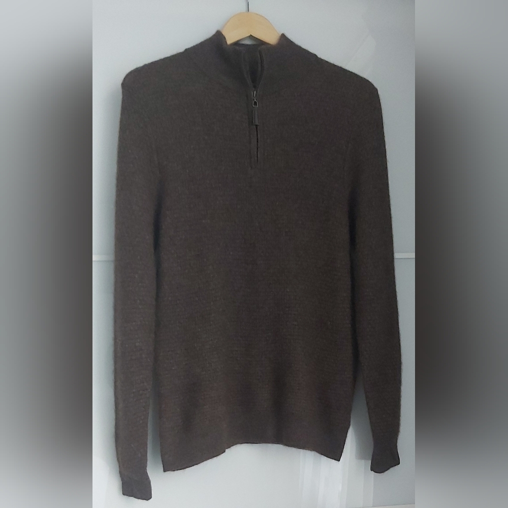 Christian Lacroix Men's Cashmere Sweater Size M.